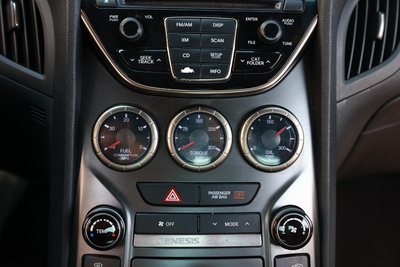 Hyundai Genesis  2013