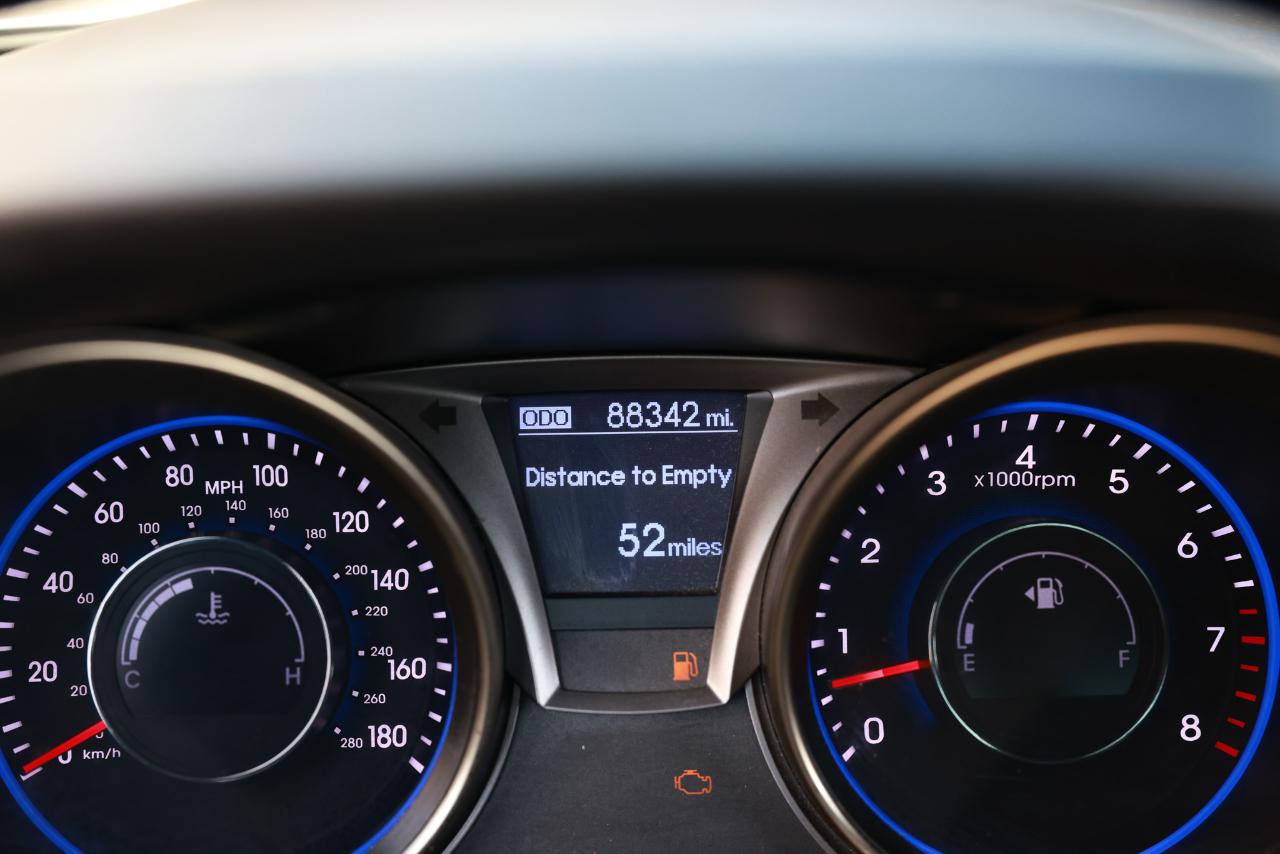 Hyundai Genesis  2013