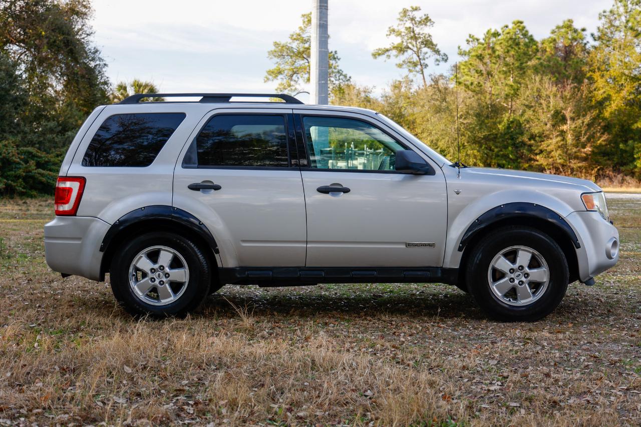 Ford Escape  2008