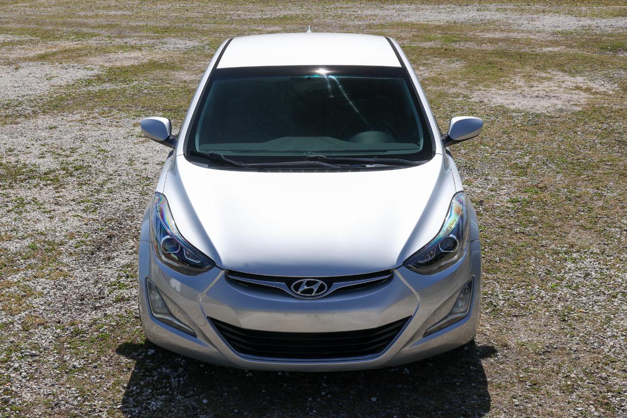 Hyundai Elantra  2016
