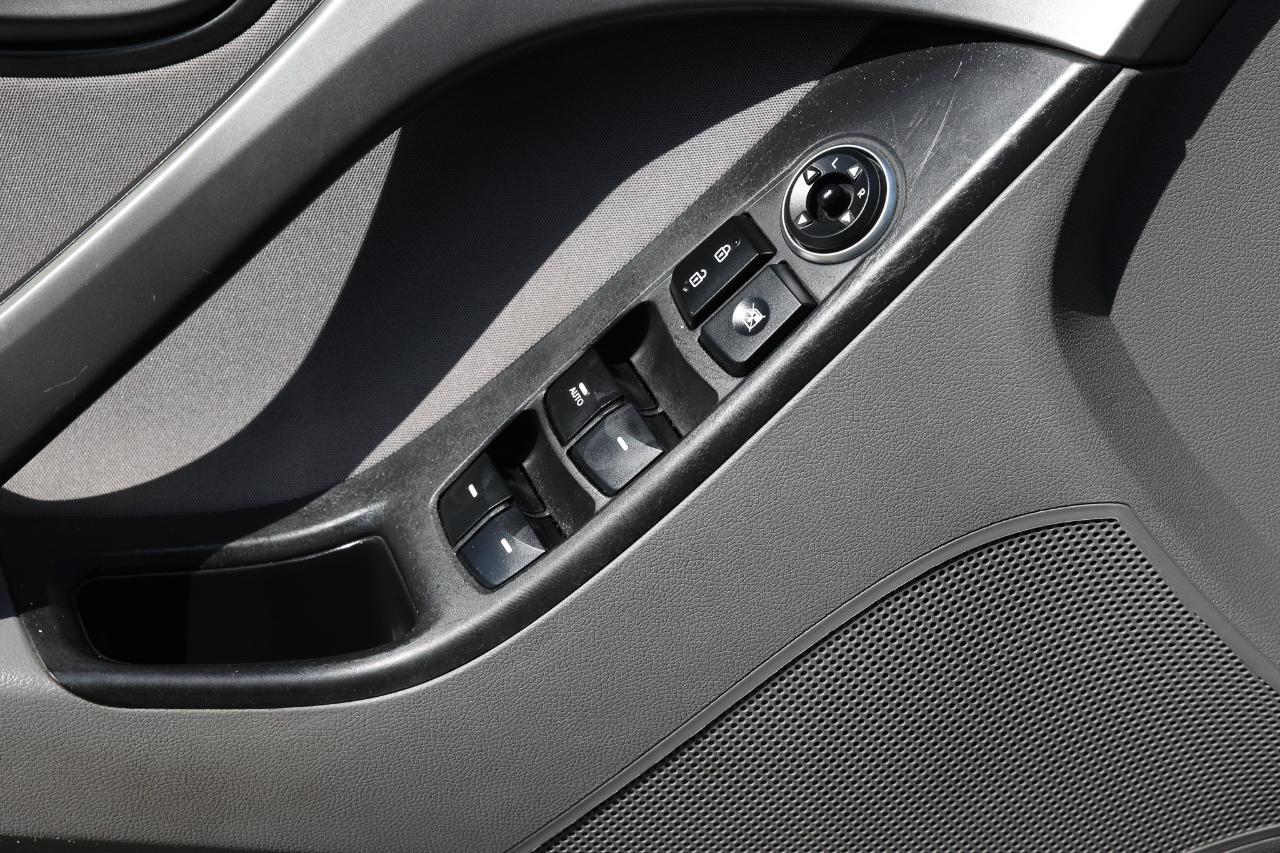 Hyundai Elantra  2016