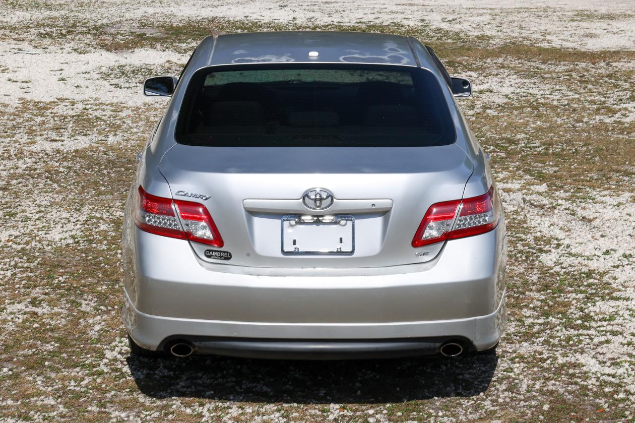 Toyota Camry  2011