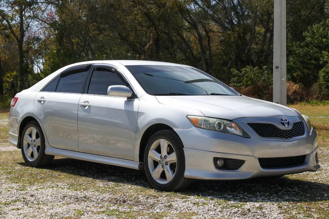 Toyota Camry  2011