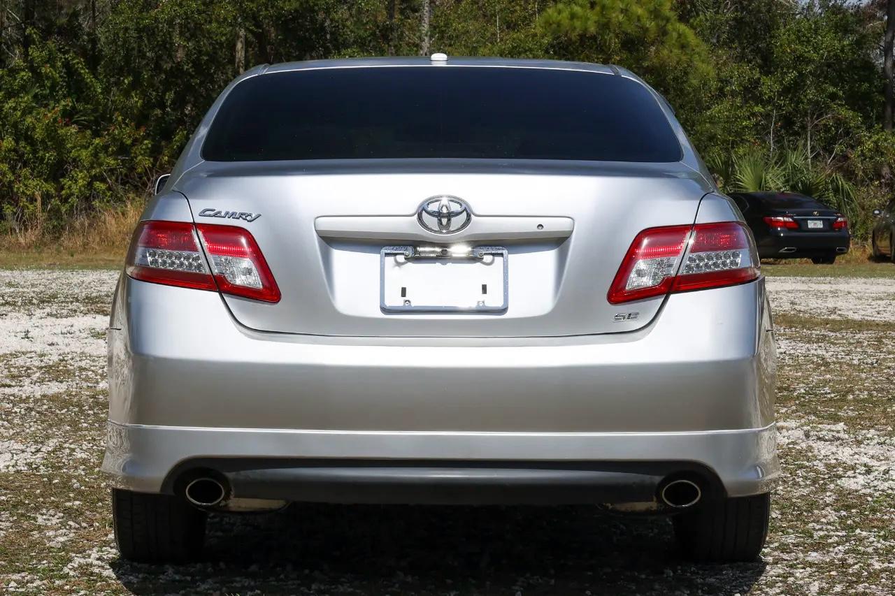 Toyota Camry  2011