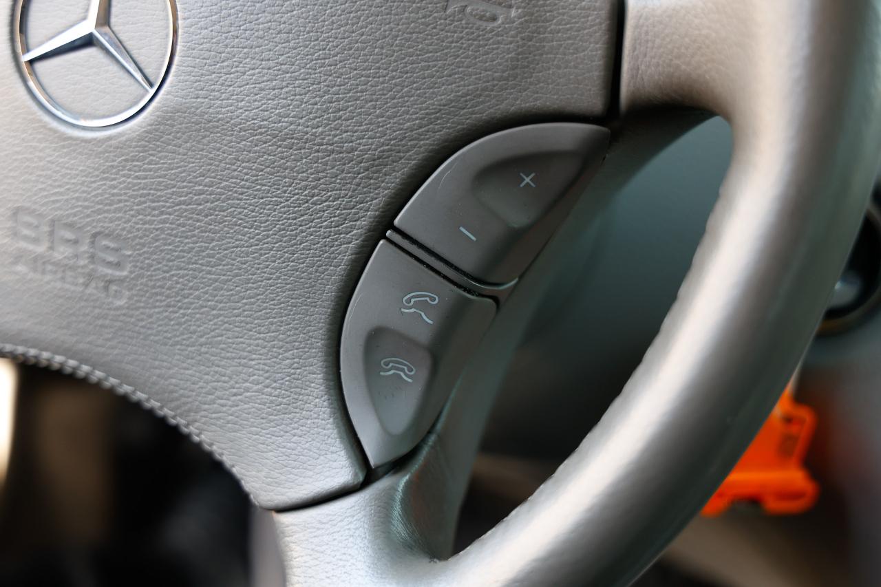 Mercedes-Benz S-Class  2001