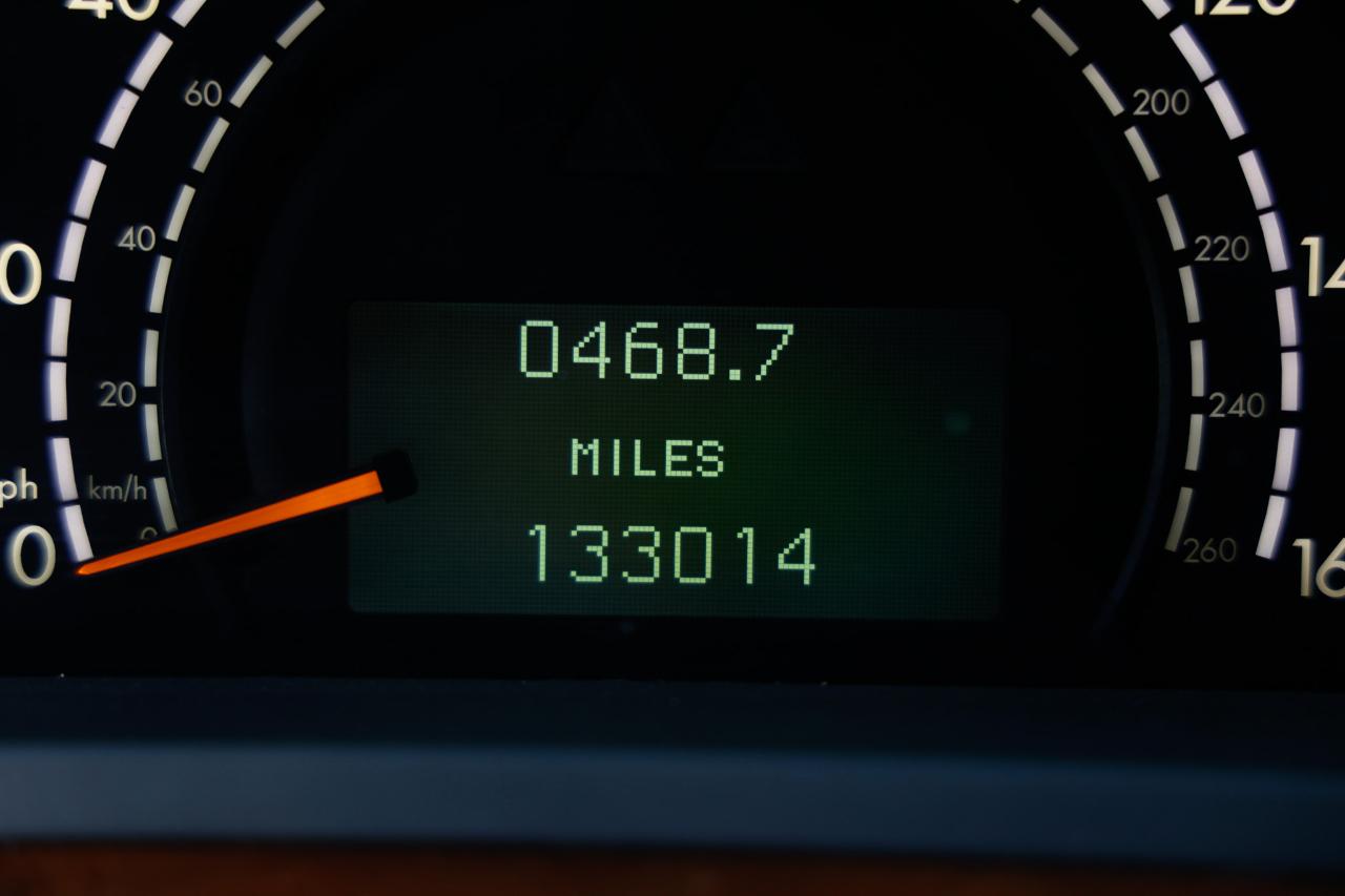 Mercedes-Benz S-Class  2001