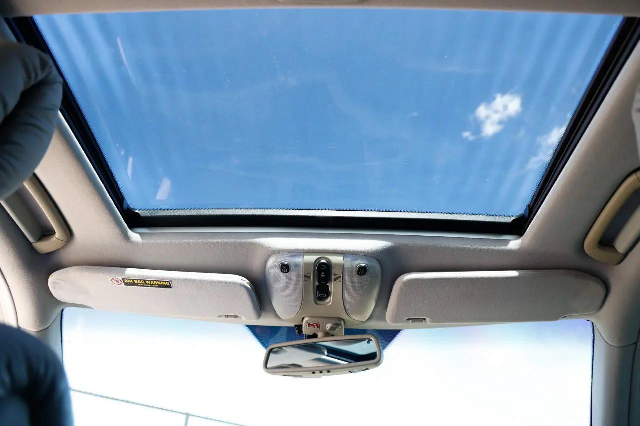 Mercedes-Benz S-Class  2001