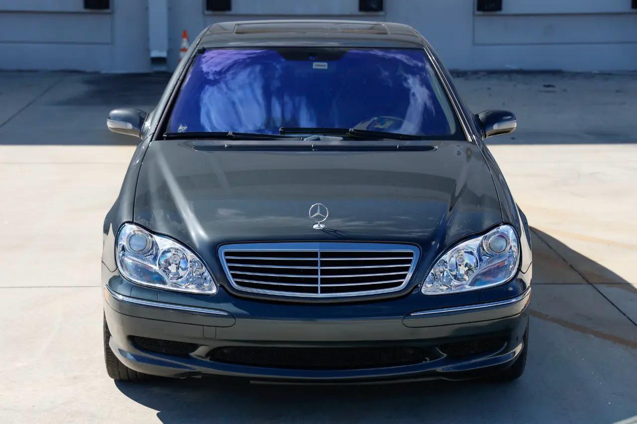 Mercedes-Benz S-Class  2001