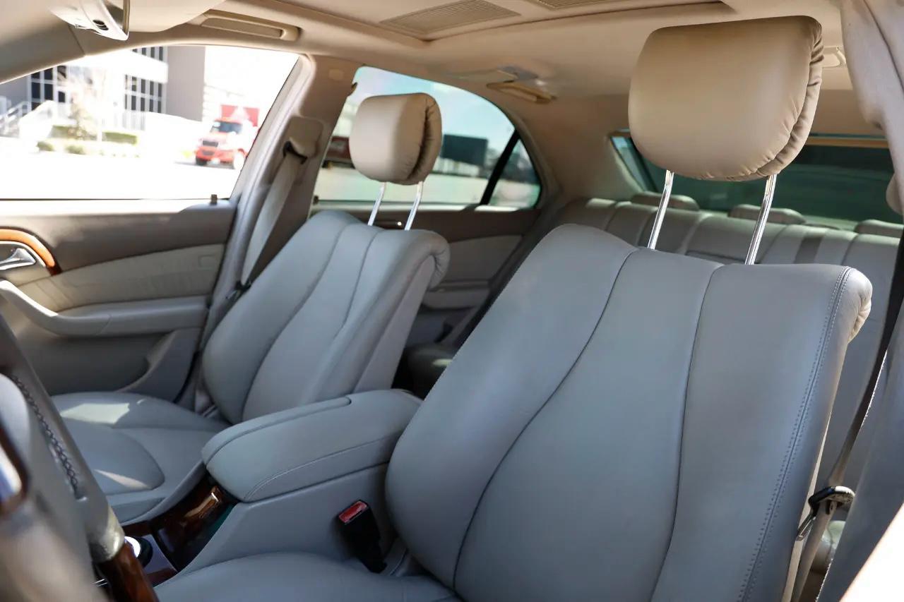 Mercedes-Benz S-Class  2001