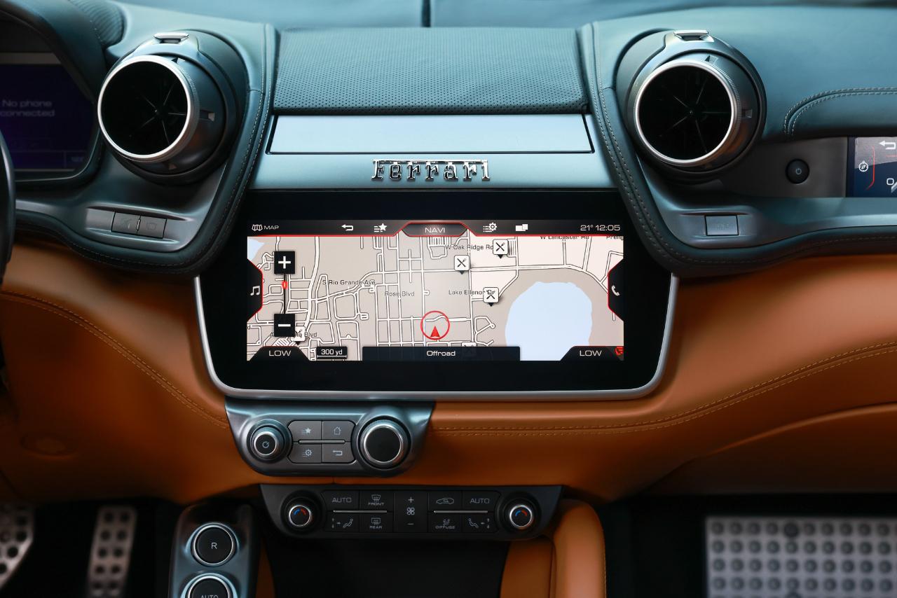 Ferrari GTC4Lusso  2019