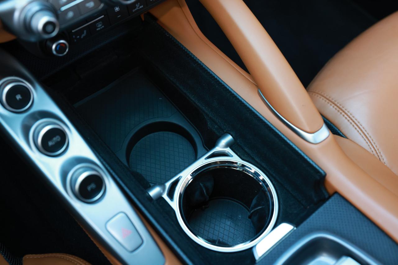 Ferrari GTC4Lusso  2019