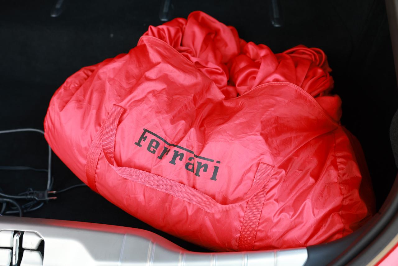 Ferrari GTC4Lusso  2019