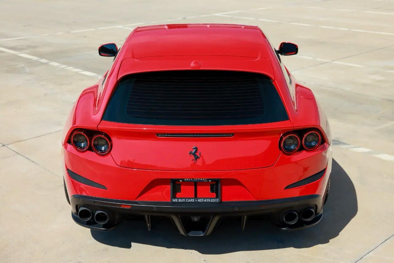 Ferrari GTC4Lusso  2019