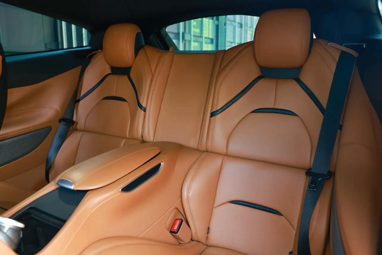 Ferrari GTC4Lusso  2019