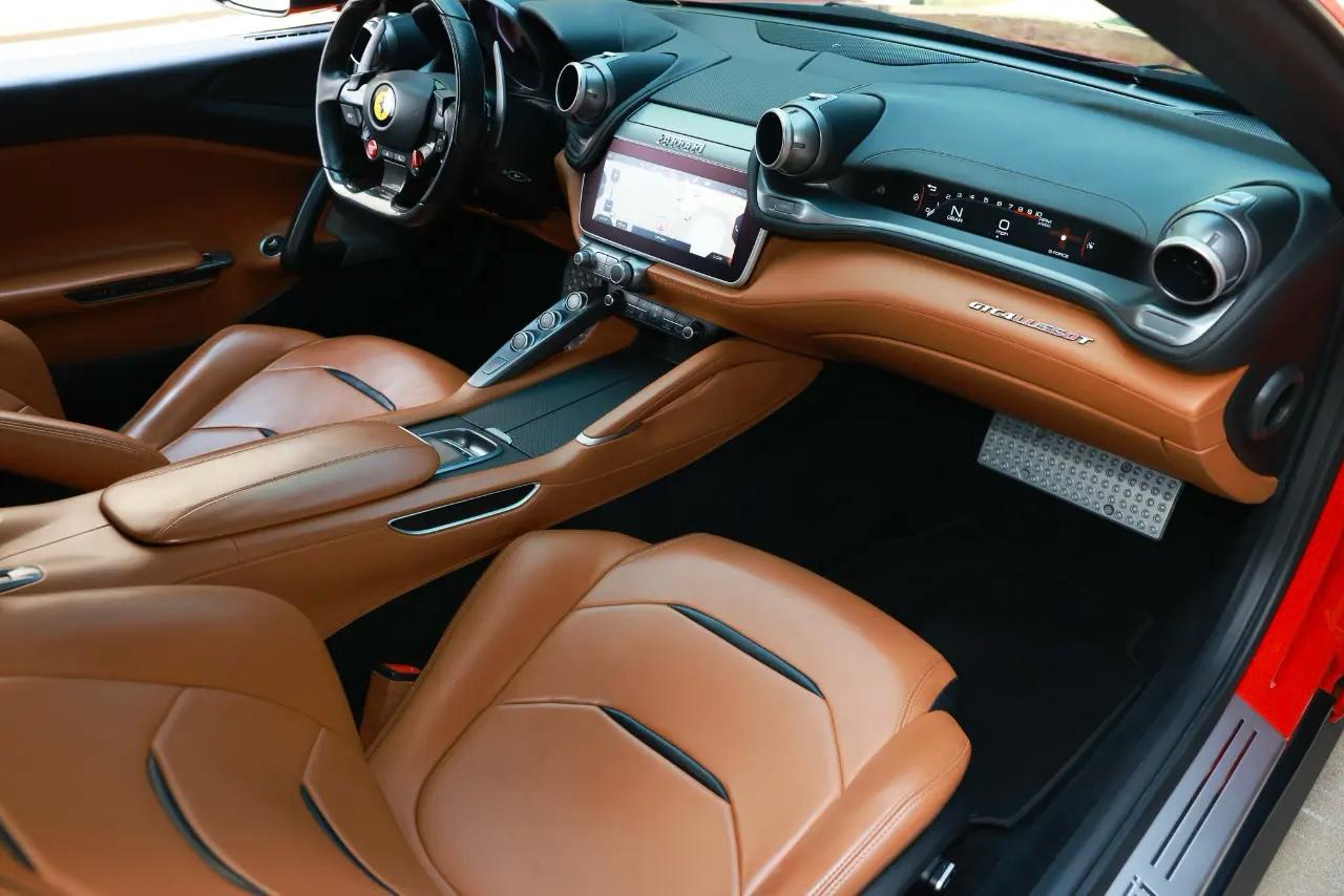 Ferrari GTC4Lusso  2019