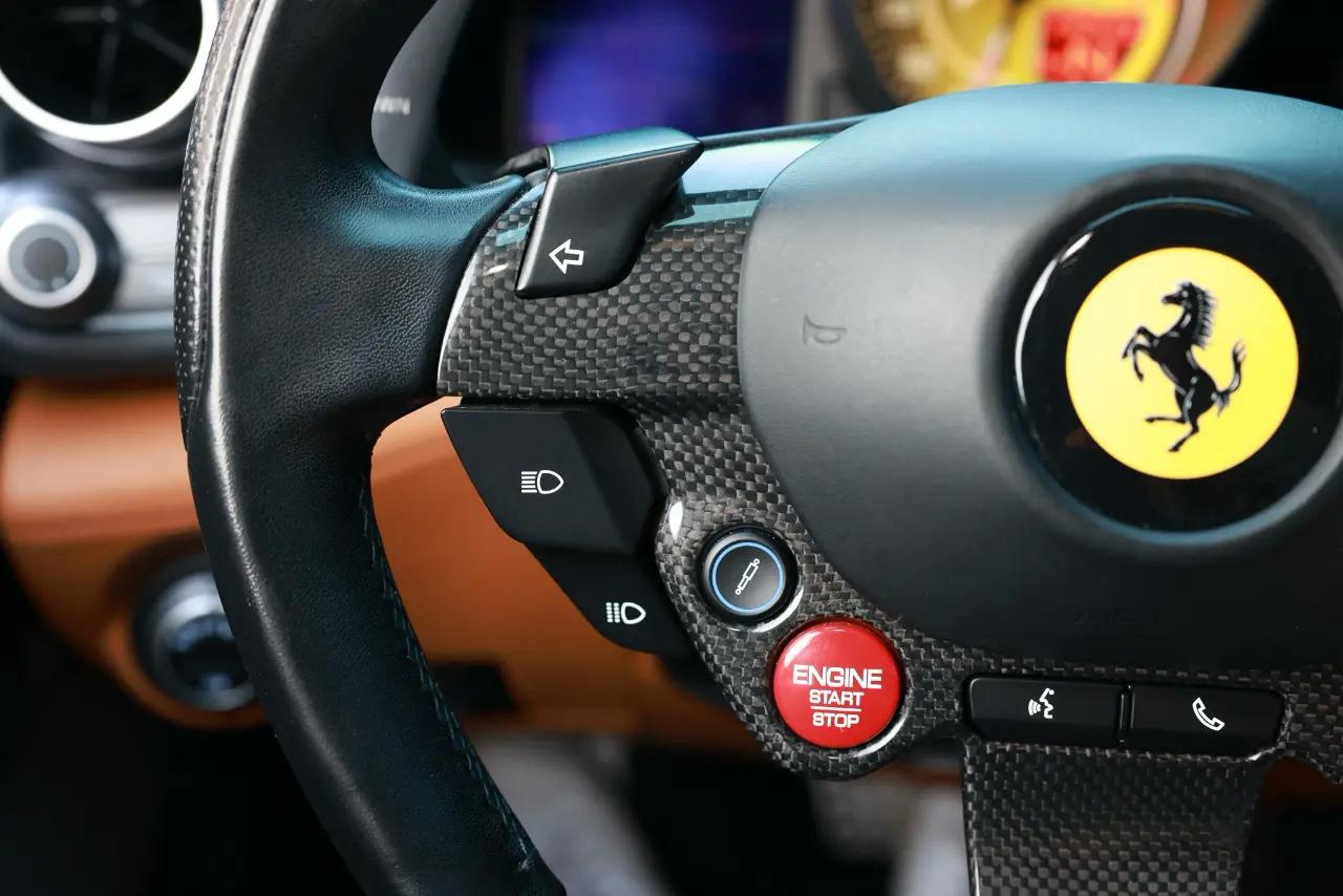 Ferrari GTC4Lusso  2019