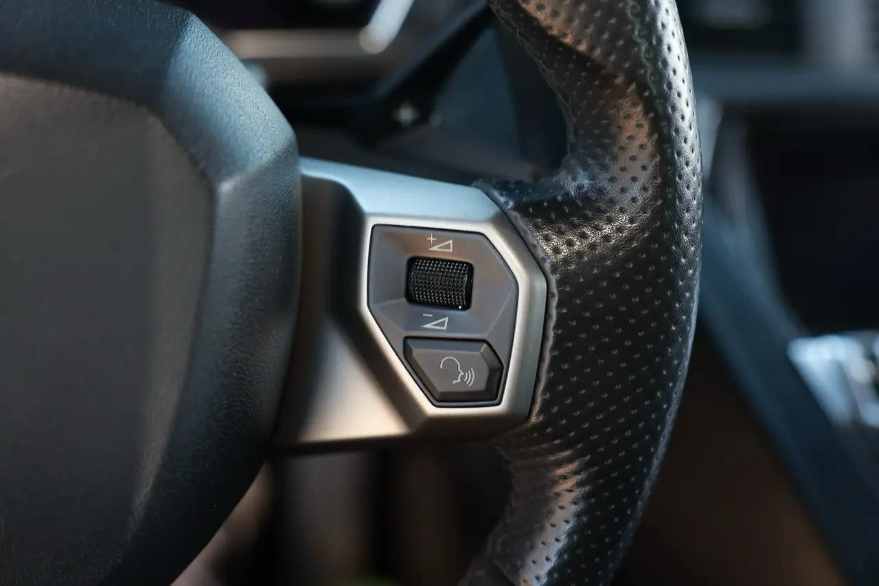 Lamborghini Aventador  2012