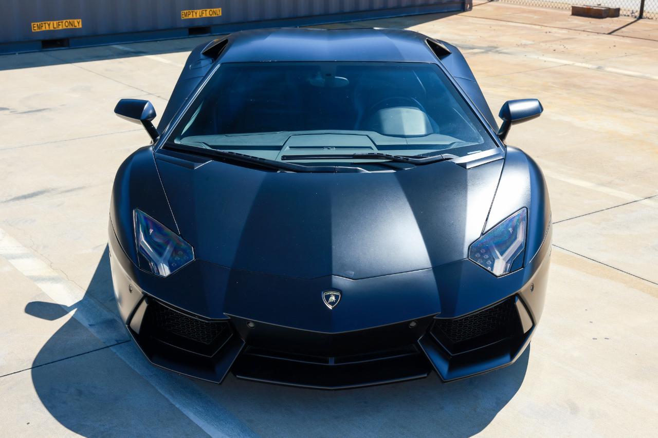 Lamborghini Aventador  2012