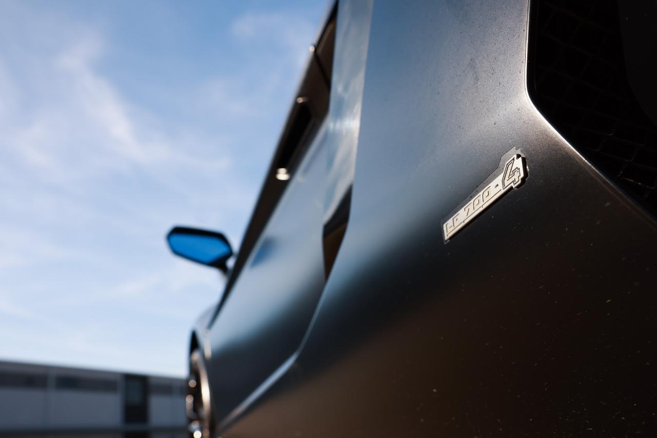 Lamborghini Aventador  2012