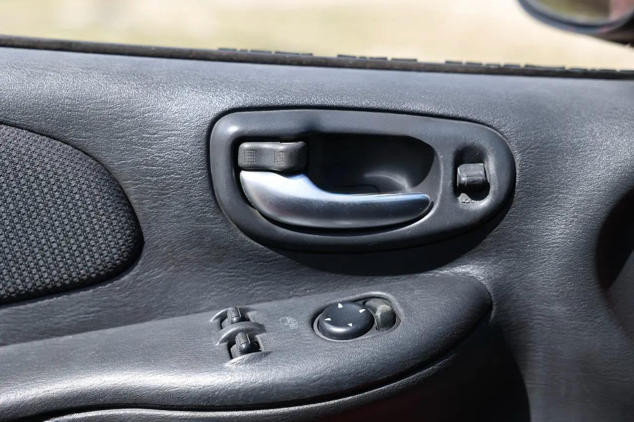 2003 Dodge Neon SRT-4 - Photo 34