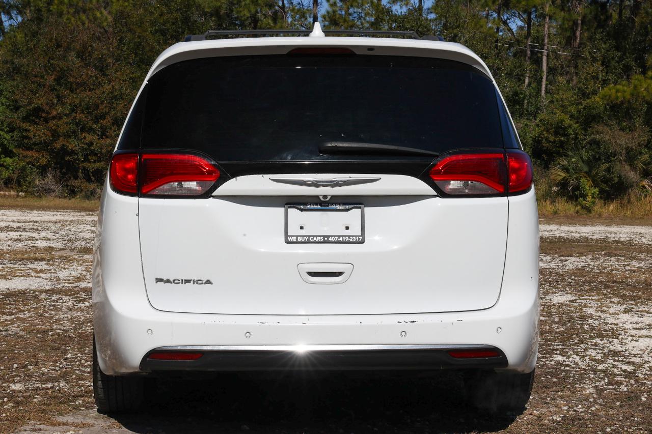 Chrysler Pacifica  2018