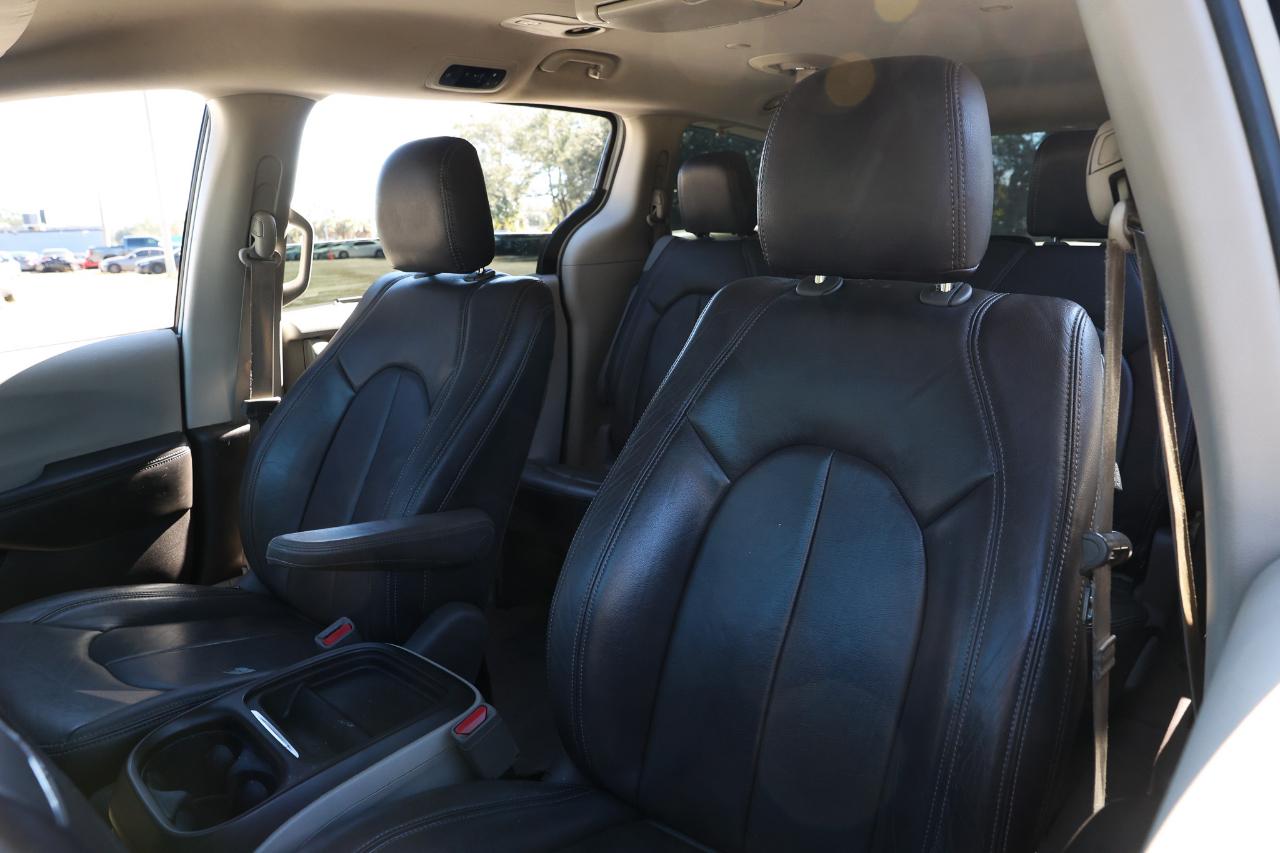 Chrysler Pacifica  2018