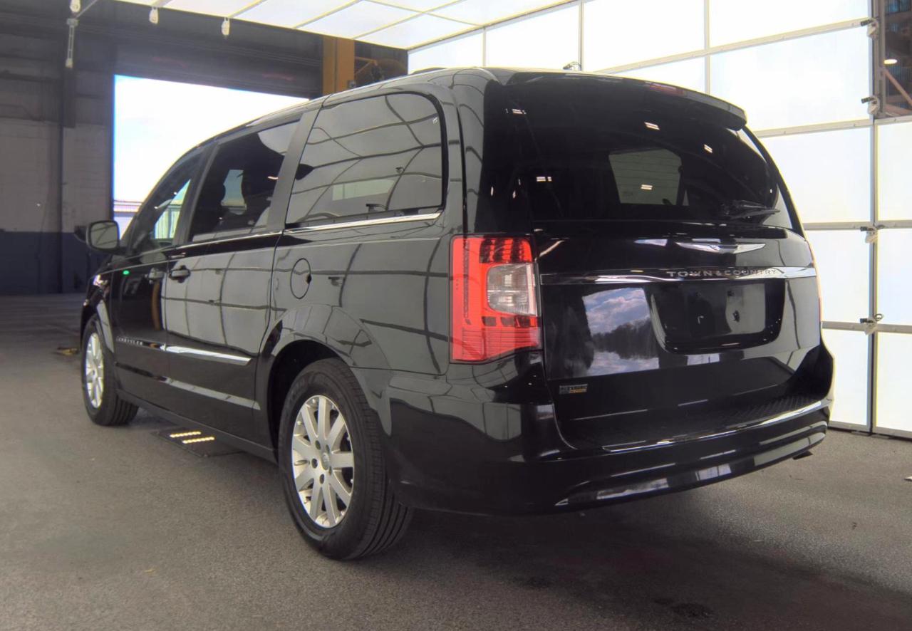 Chrysler Town & Country  2016