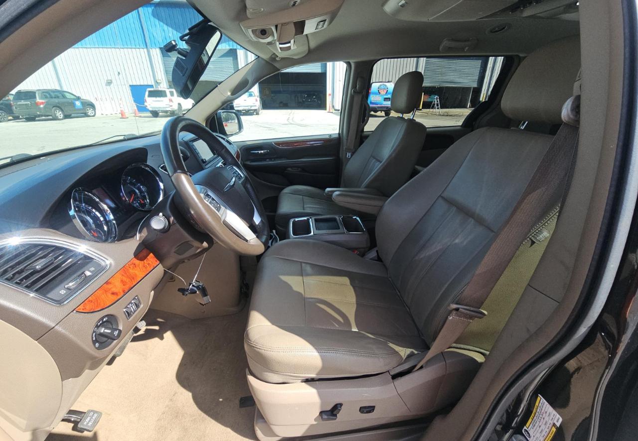 Chrysler Town & Country  2016