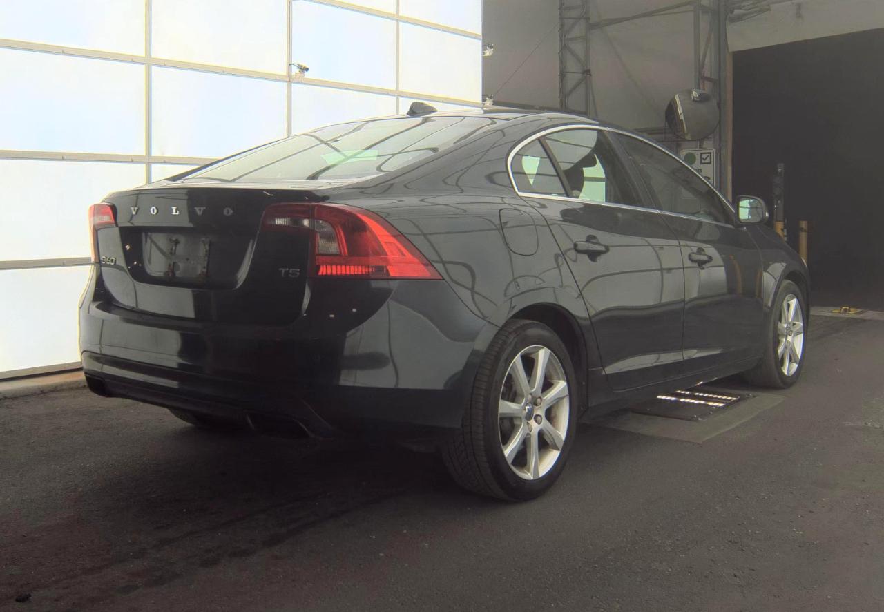 Volvo S60  2016