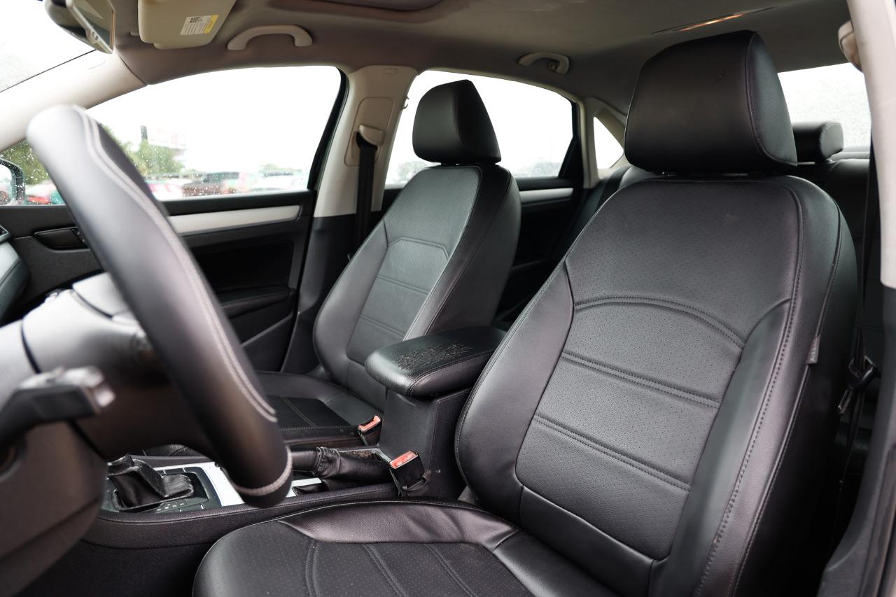 Volkswagen Passat  2013