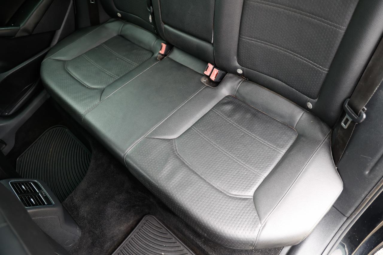 Volkswagen Passat  2013