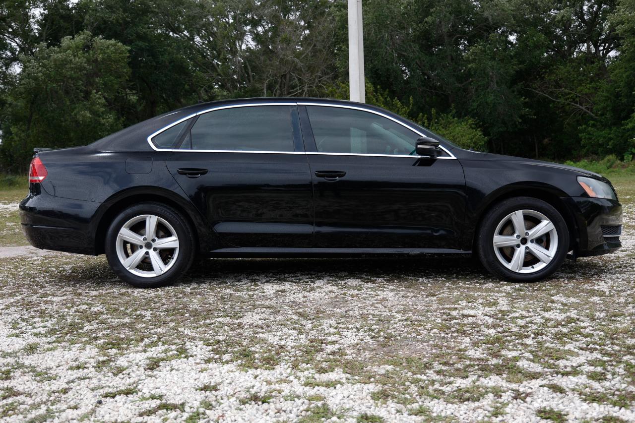 Volkswagen Passat  2013