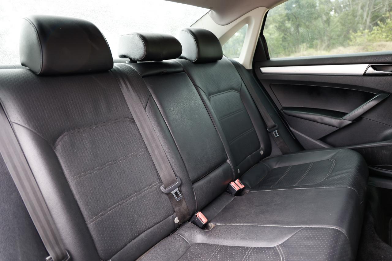 Volkswagen Passat  2013