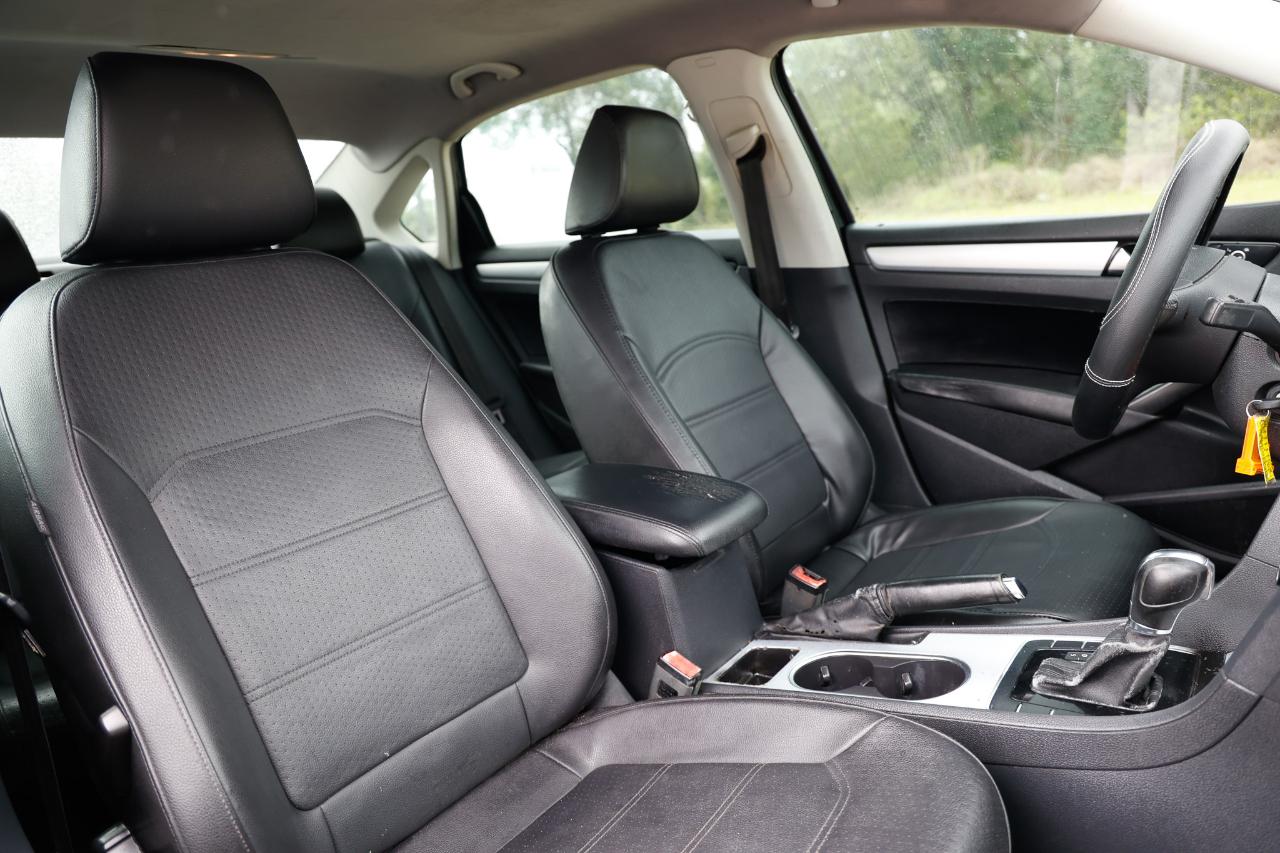 Volkswagen Passat  2013