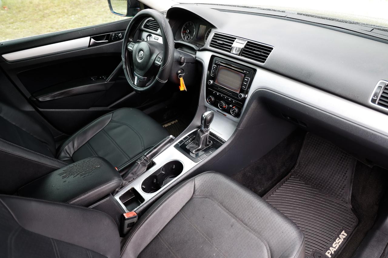 Volkswagen Passat  2013