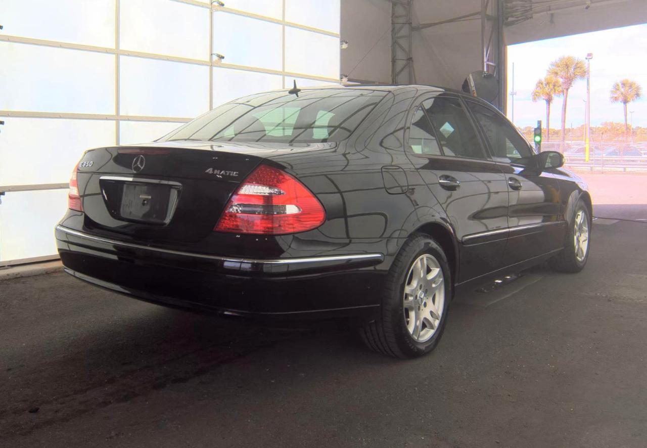 Mercedes-Benz E-Class  2006