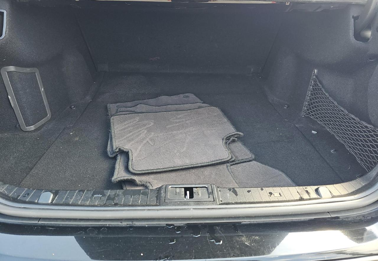 Mercedes-Benz E-Class  2006