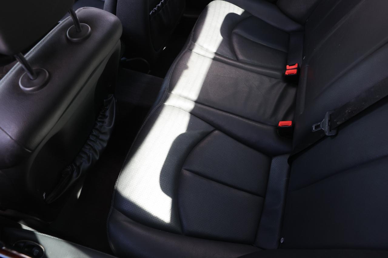 Mercedes-Benz E-Class  2006