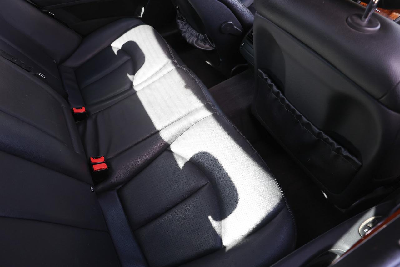 Mercedes-Benz E-Class  2006