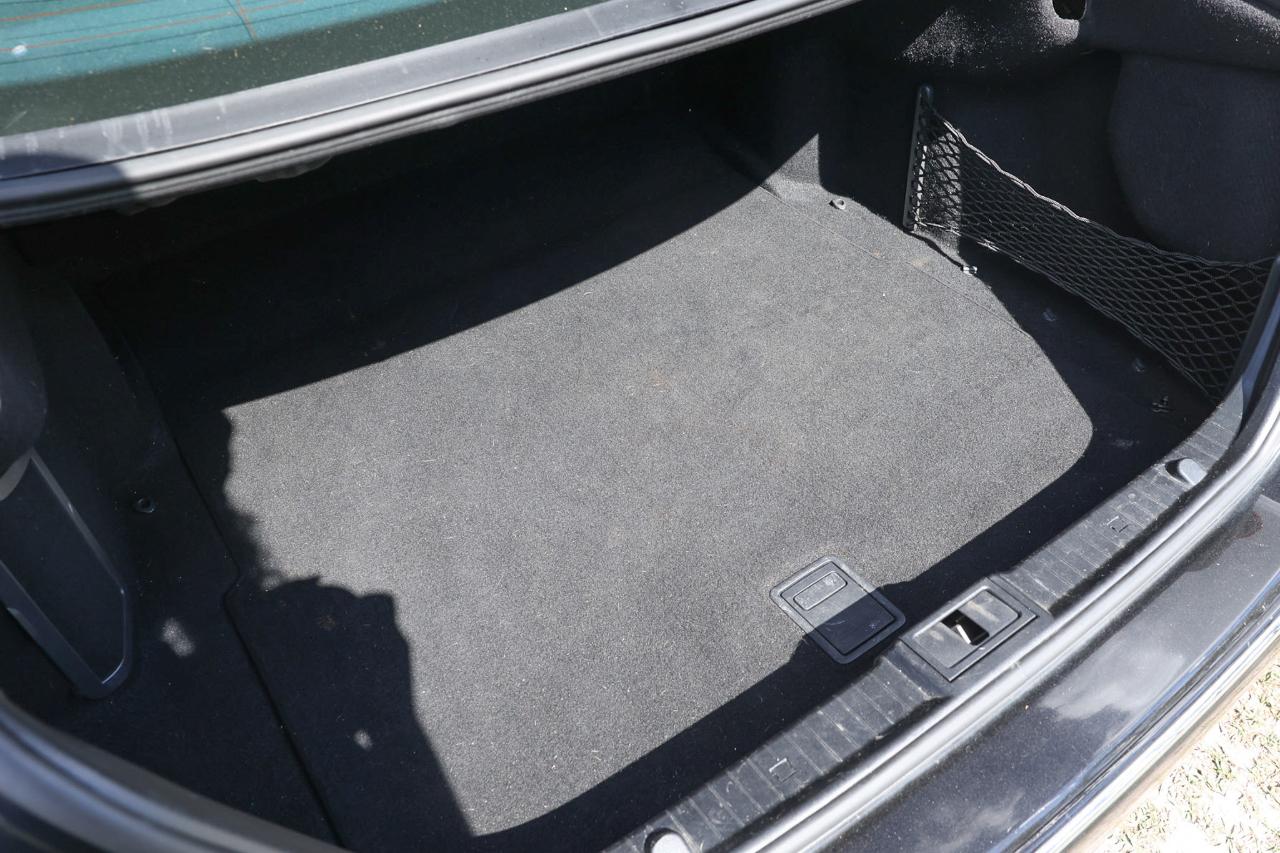 Mercedes-Benz E-Class  2006