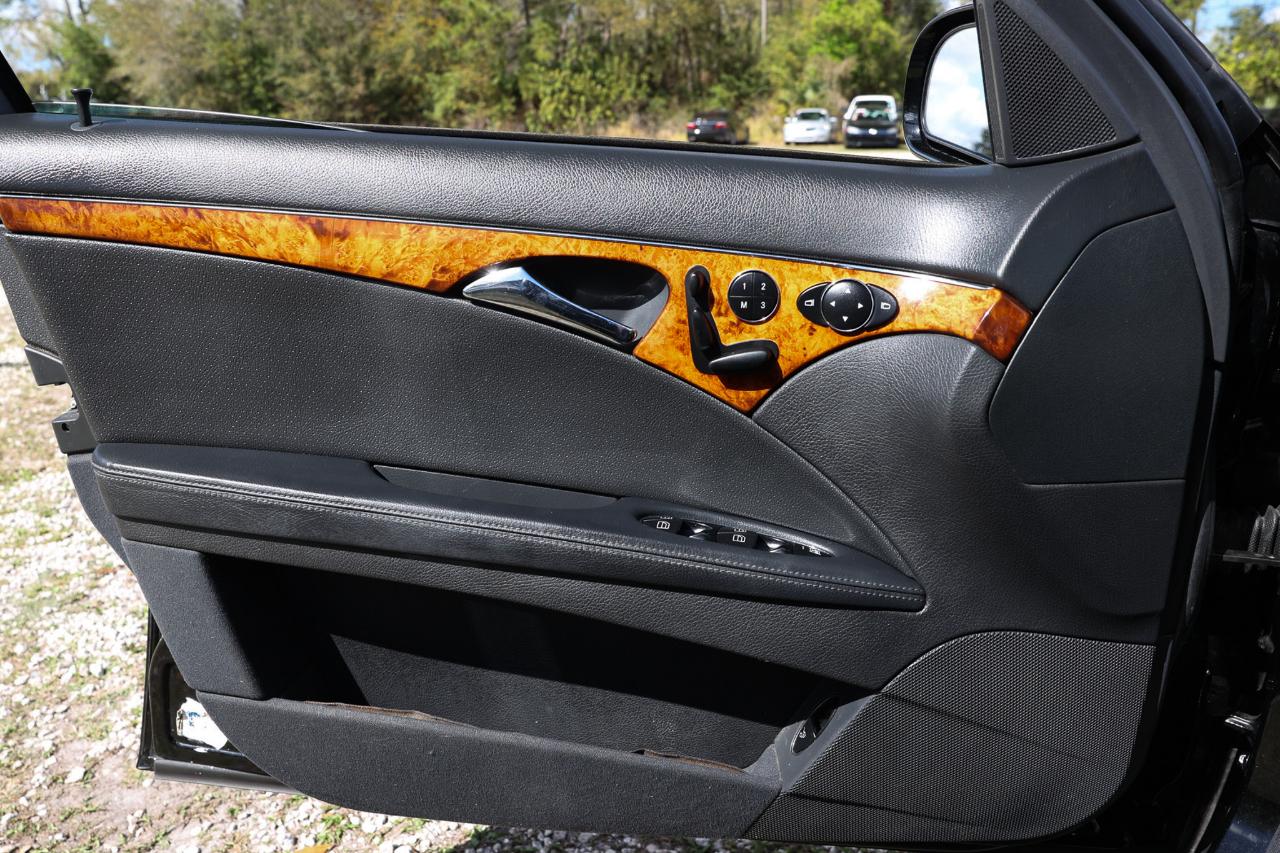 Mercedes-Benz E-Class  2006