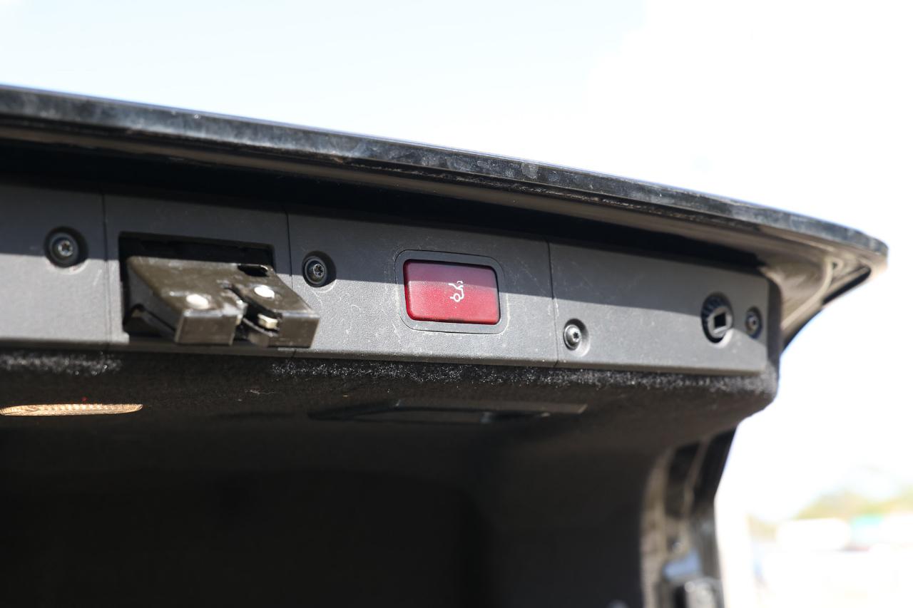 Mercedes-Benz E-Class  2006