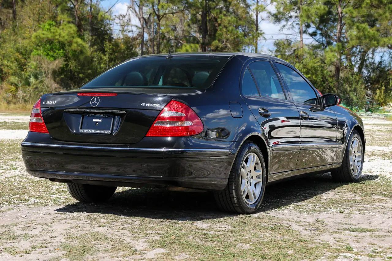 Mercedes-Benz E-Class  2006