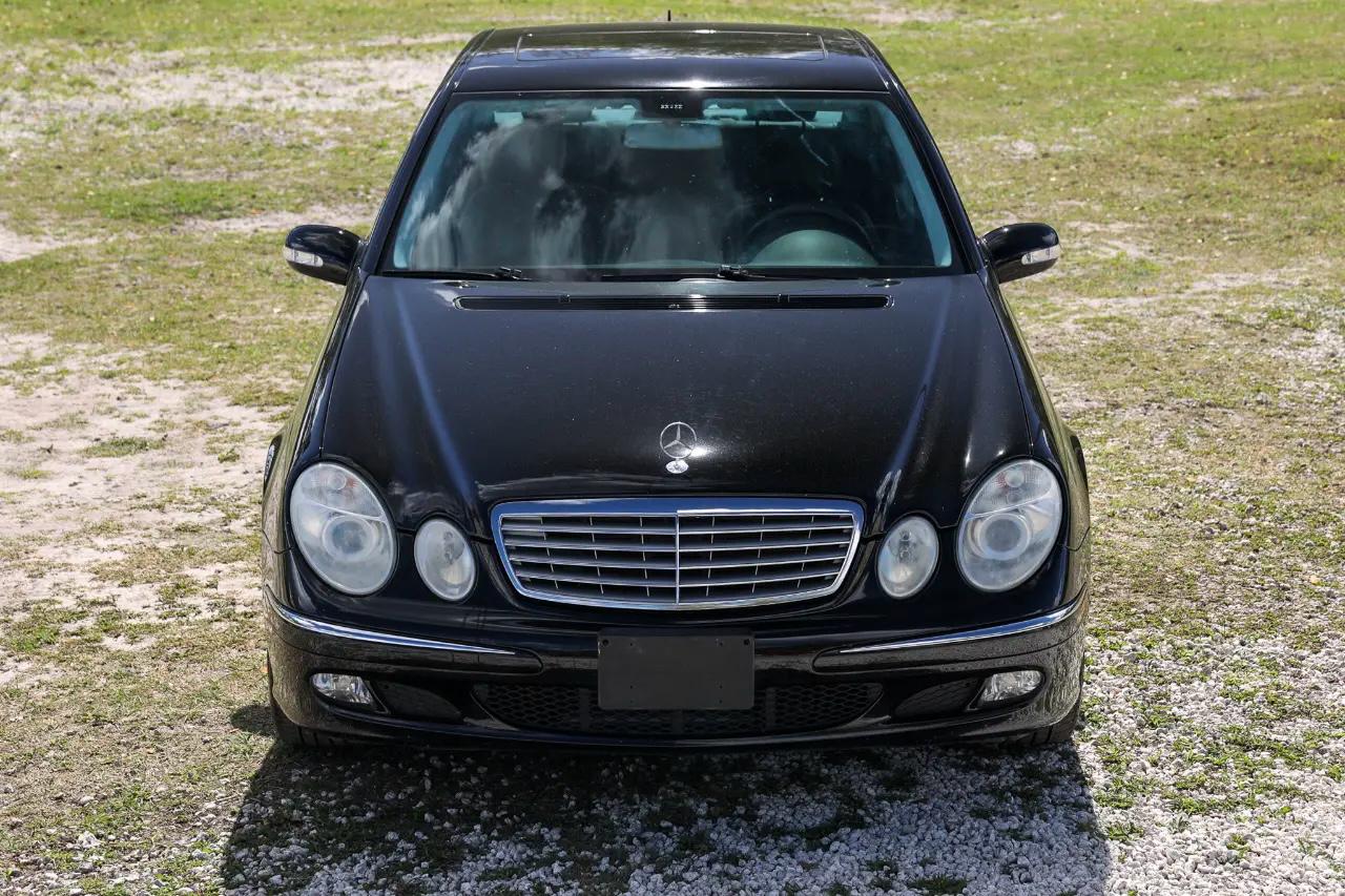 Mercedes-Benz E-Class  2006