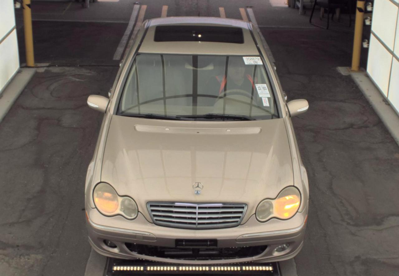 Mercedes-Benz C-Class  2005