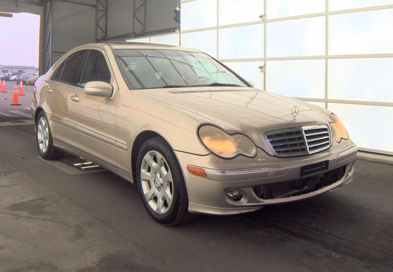 Mercedes-Benz C-Class  2005