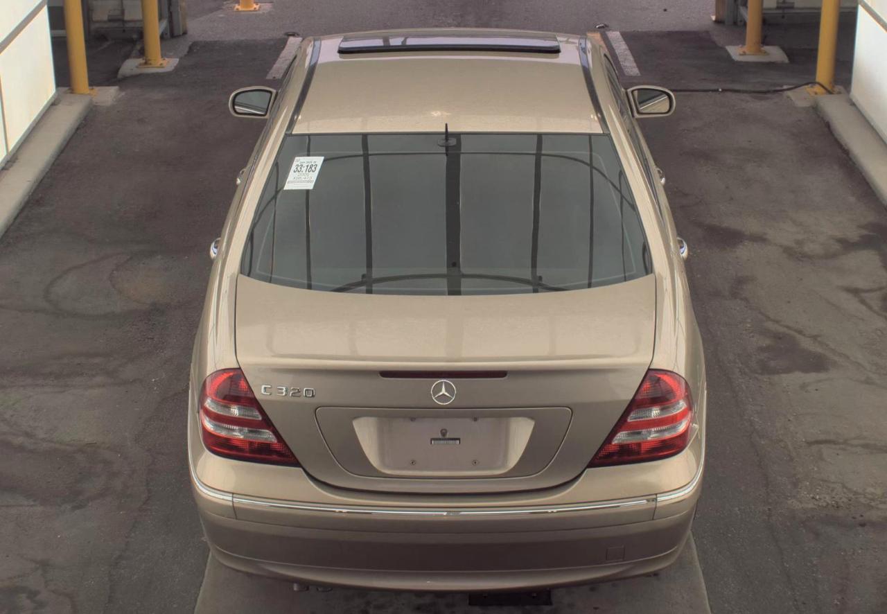 Mercedes-Benz C-Class  2005