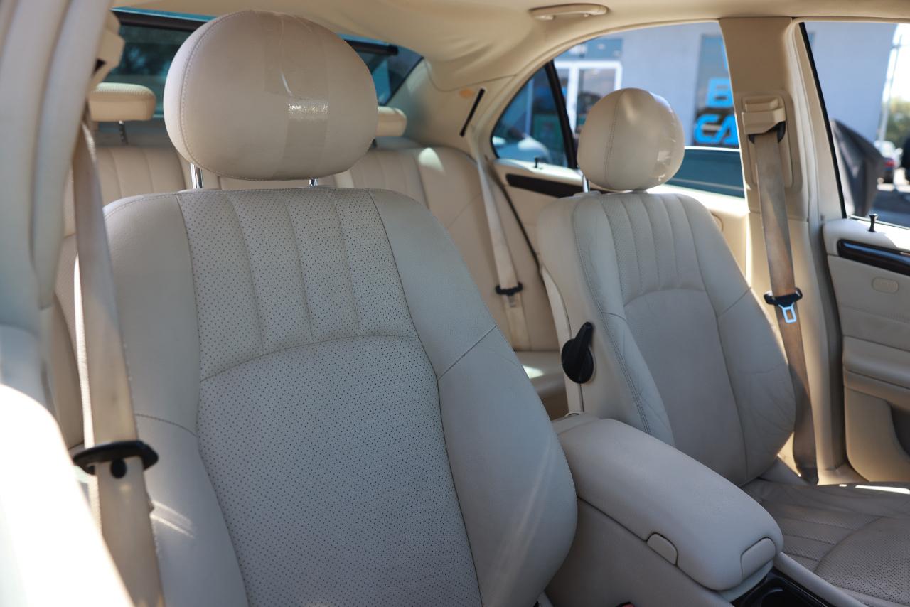 Mercedes-Benz C-Class  2005