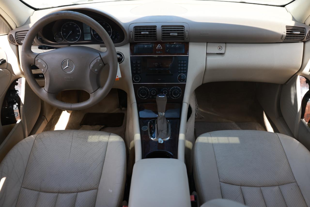 Mercedes-Benz C-Class  2005