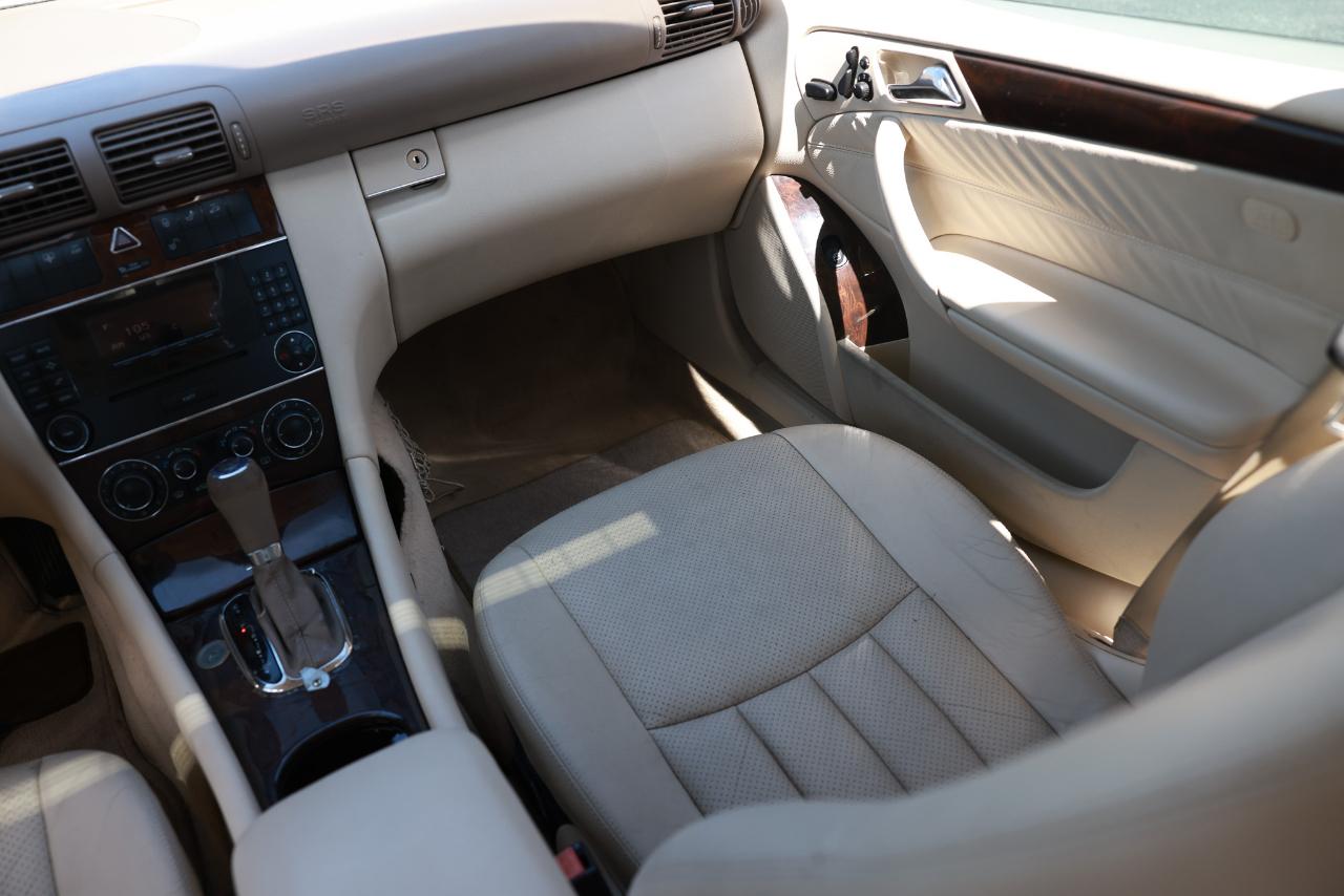 Mercedes-Benz C-Class  2005